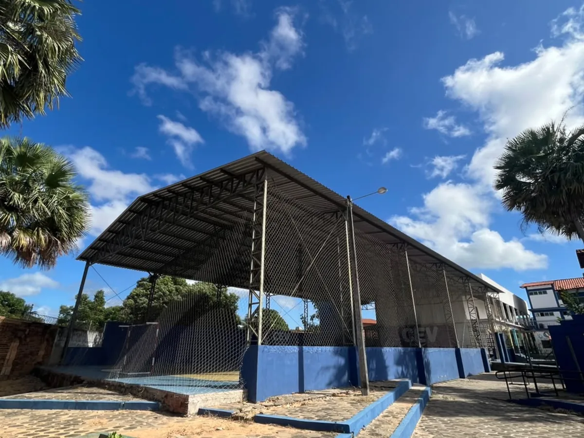Área esportiva coberta do CEV Colégio Parnaíba